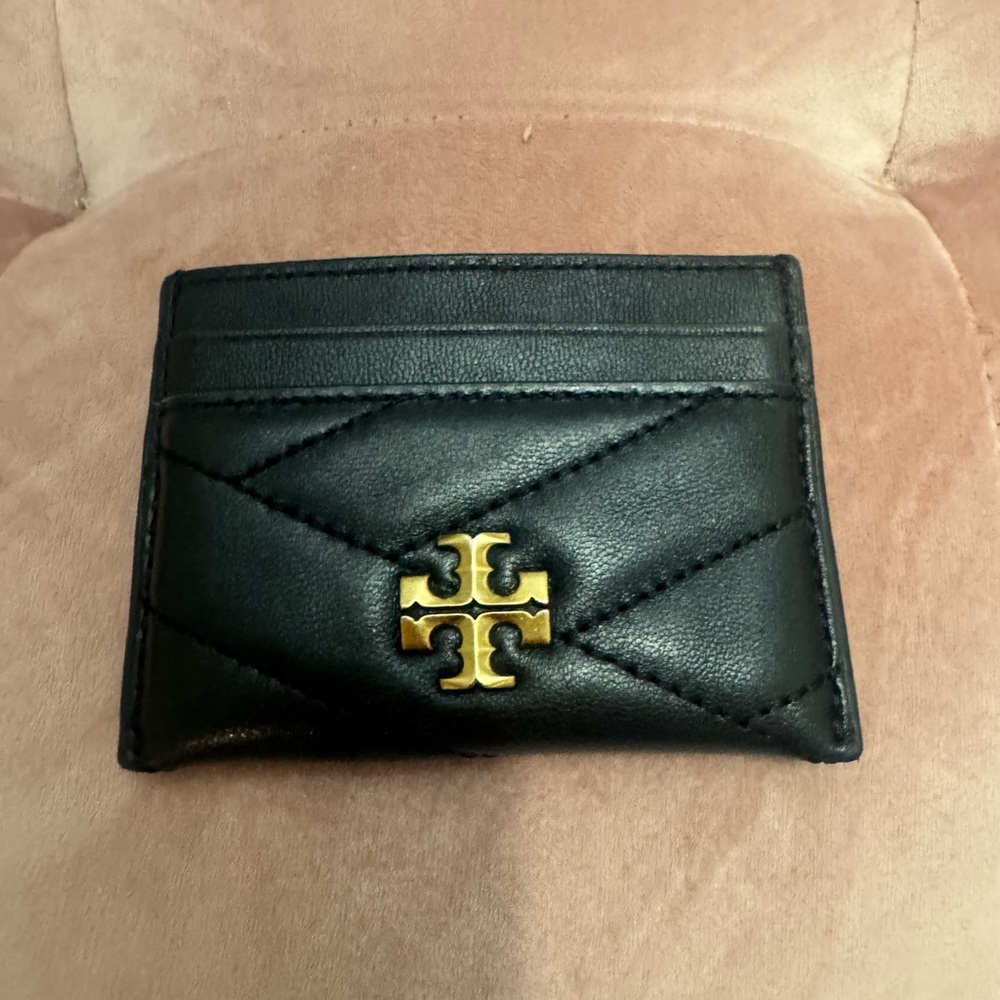 Tory Burch Kira chevron Quilted Black Card Holder with Gold Logo